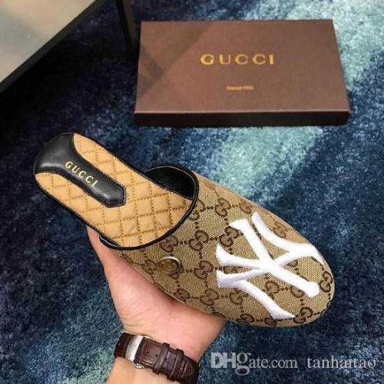 شبشب من الجلد الفاخر شبشب من الجلد الفاخر